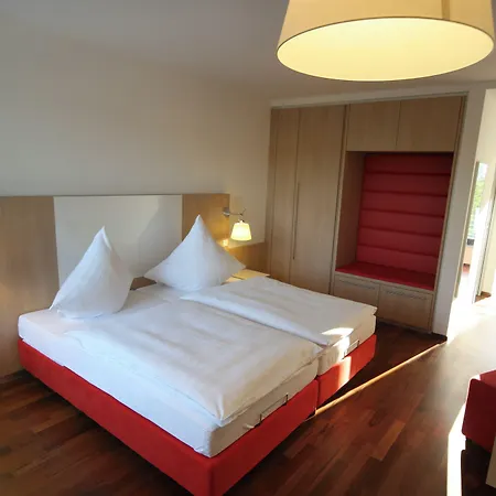 Np Ullrich Hotel